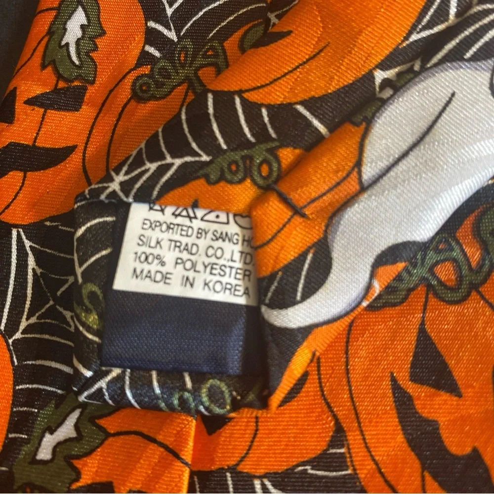 Fratello Spooky Fun Halloween 100% Polyester‎ Ghost Jack O Lanterns Neck Tie